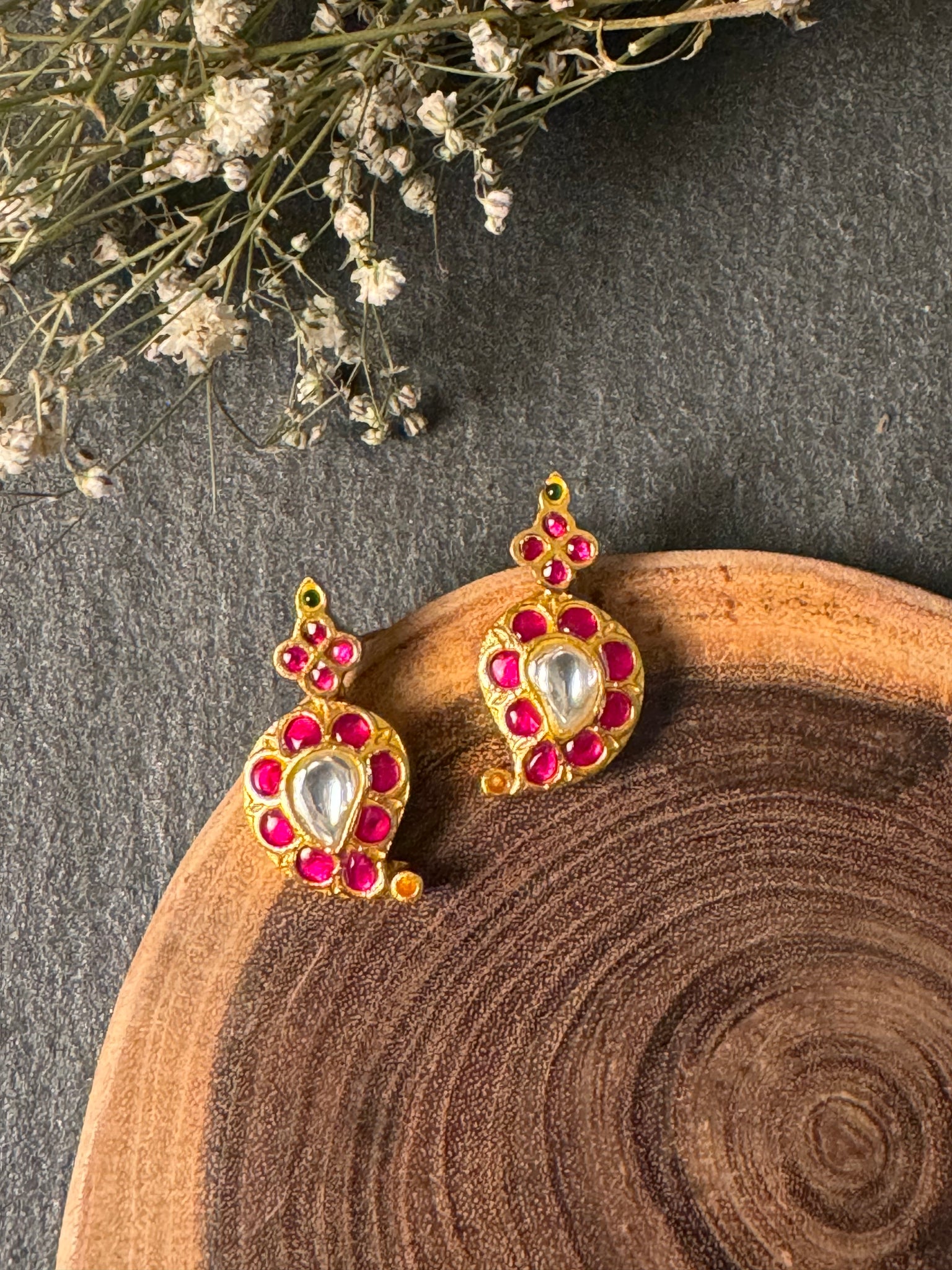 Earring – Antique Gaja Lakshmi Mango Jumka Cob Ruby Emerald | Gujjadi  Swarna Jewellers